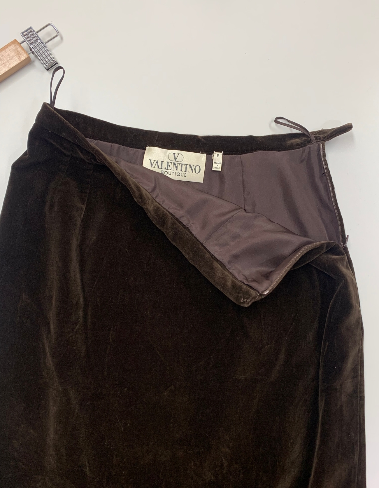 VALENTINO : velvet skirt